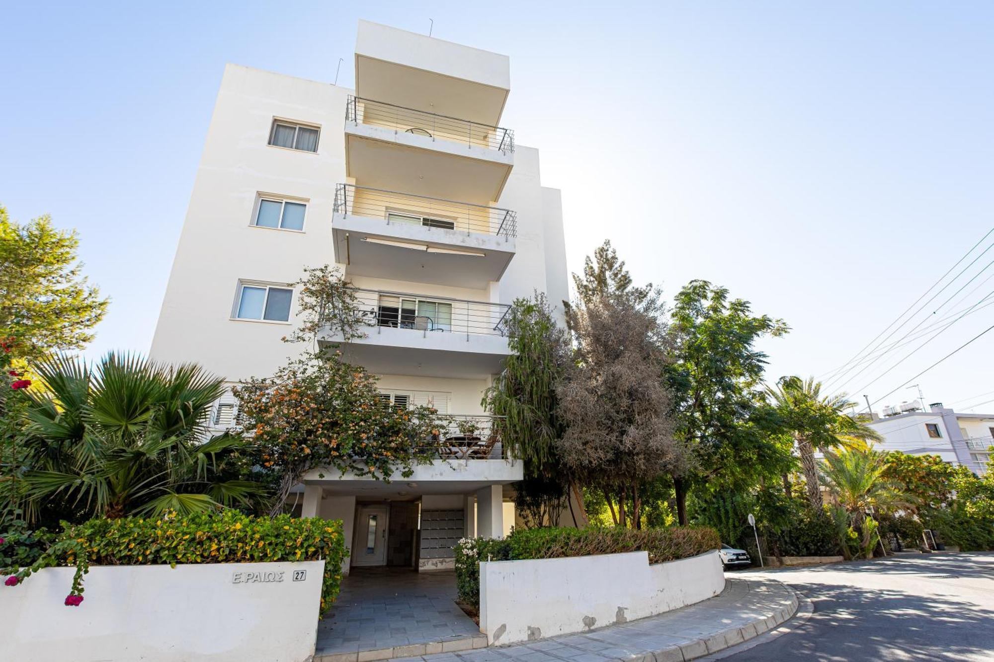 Cosy Apart At Lykavitos Nikosia Exterior foto